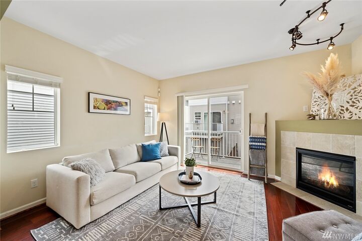 Property Photo: 324 126th Place SE A WA 98208