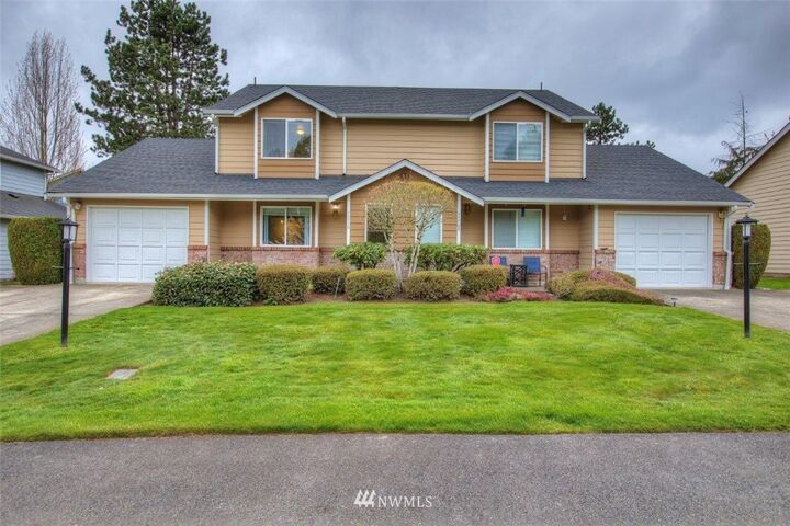 Property Photo: 11710 112th Avenue Ct E WA 98374
