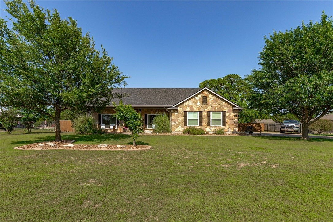 Property Photo:  332 Bronco Boulevard  TX 78642 