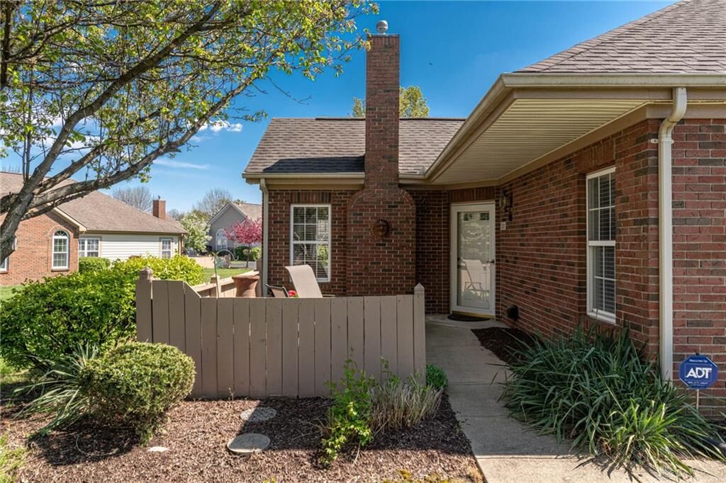 Property Photo: 131 Edinburgh Village Drive OH 45458