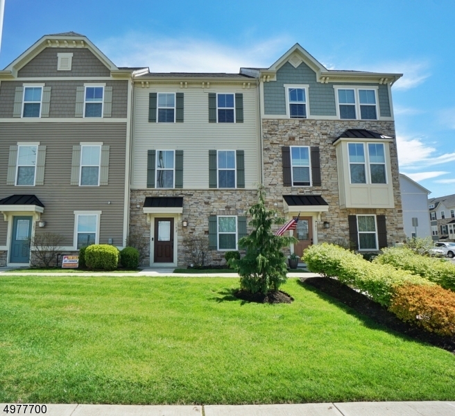 Property Photo:  102 Bayside Ct  NJ 08879 