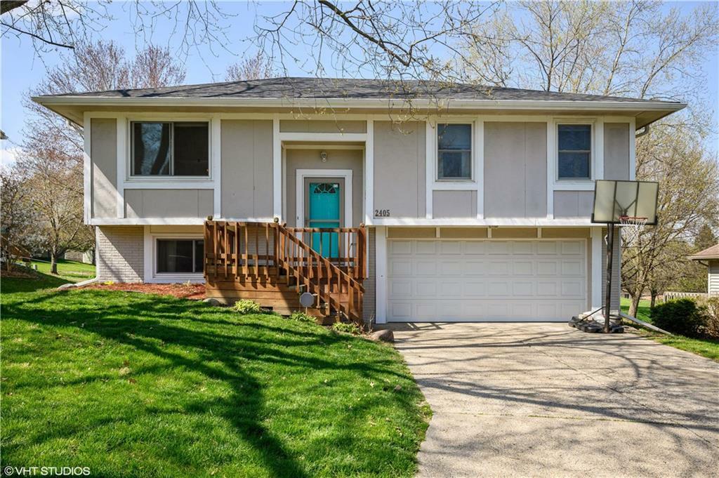 2405 Heatherwood Drive  West Des Moines IA 50265 photo