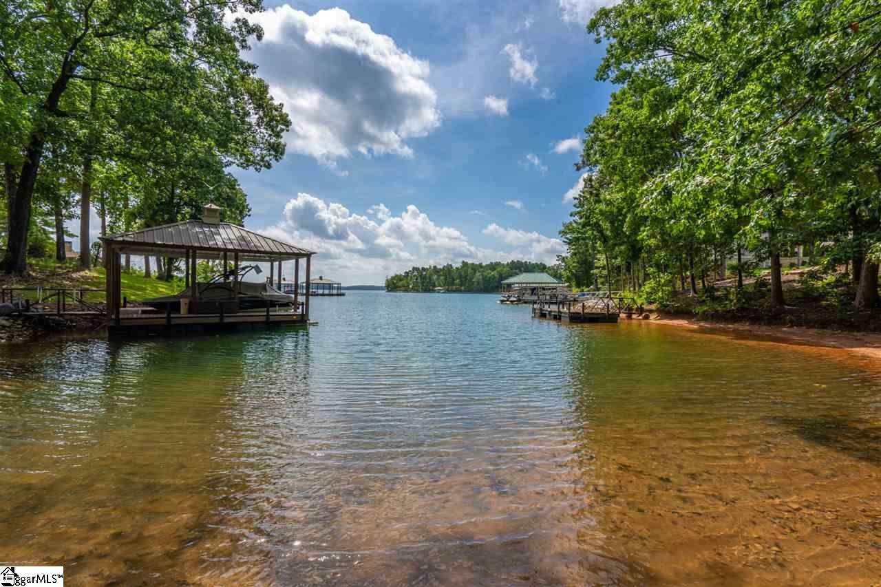 Property Photo:  506 Sunrise Cove Drive  SC 29672 