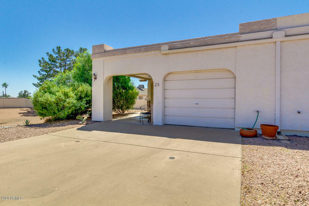 Property Photo:  1920 S Plaza Drive 25  AZ 85120 