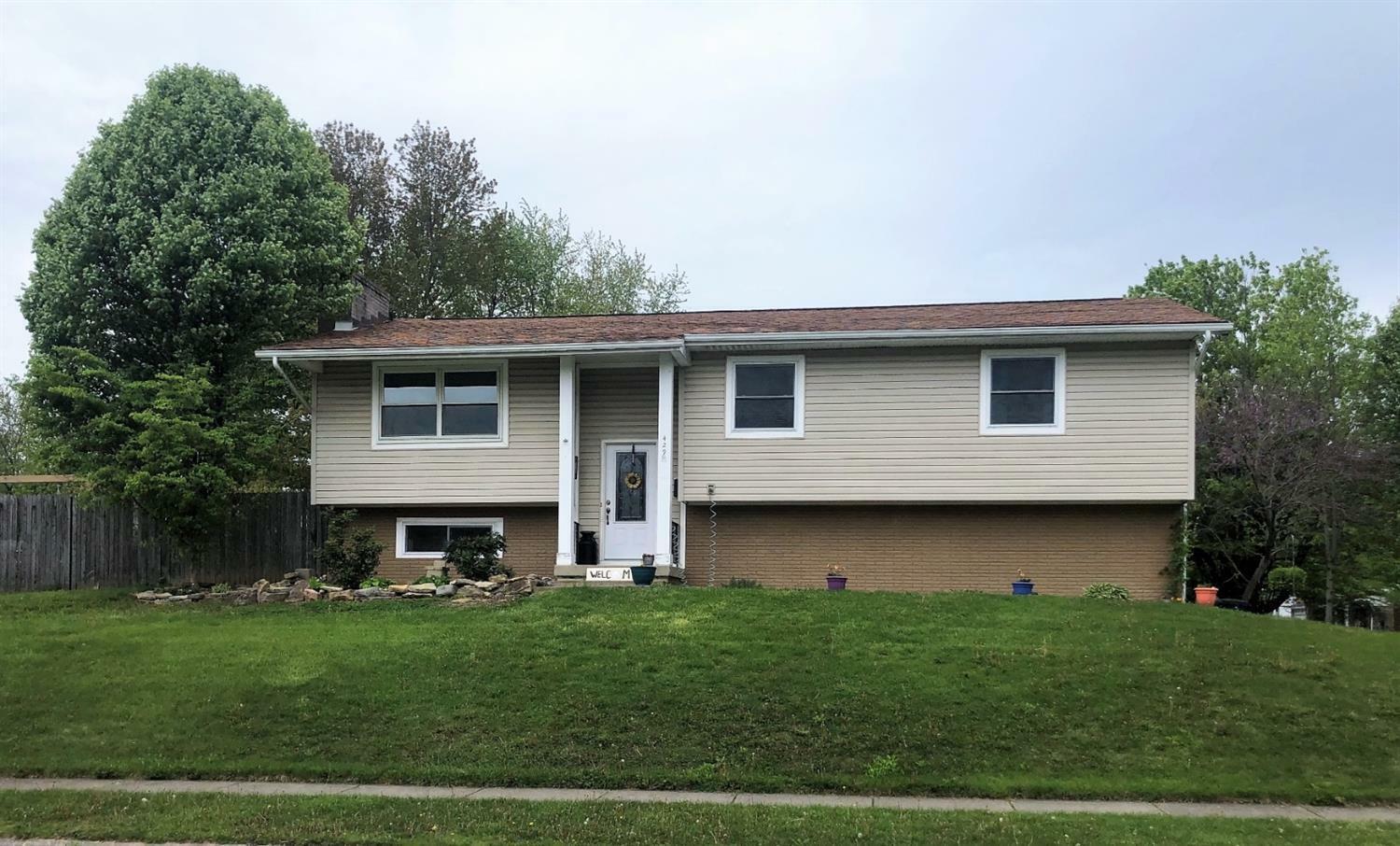 429 Mayfair Dr  Wilmington OH 45177 photo