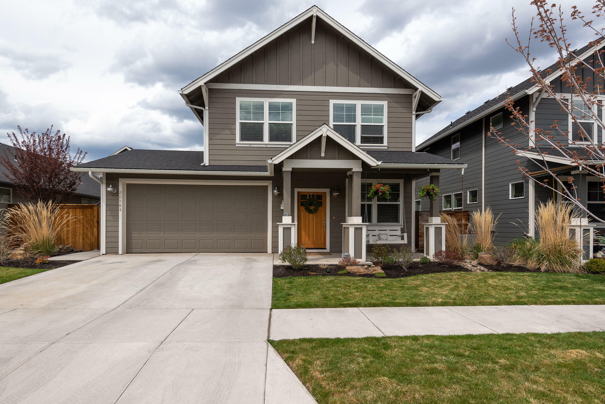 Property Photo: 20784 SE Shea Court OR 97702