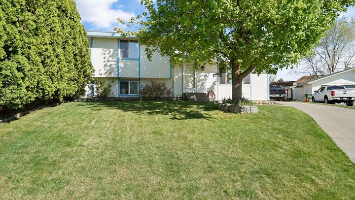 420 E Gettysburg Dr  Spokane WA 99208-5619 photo