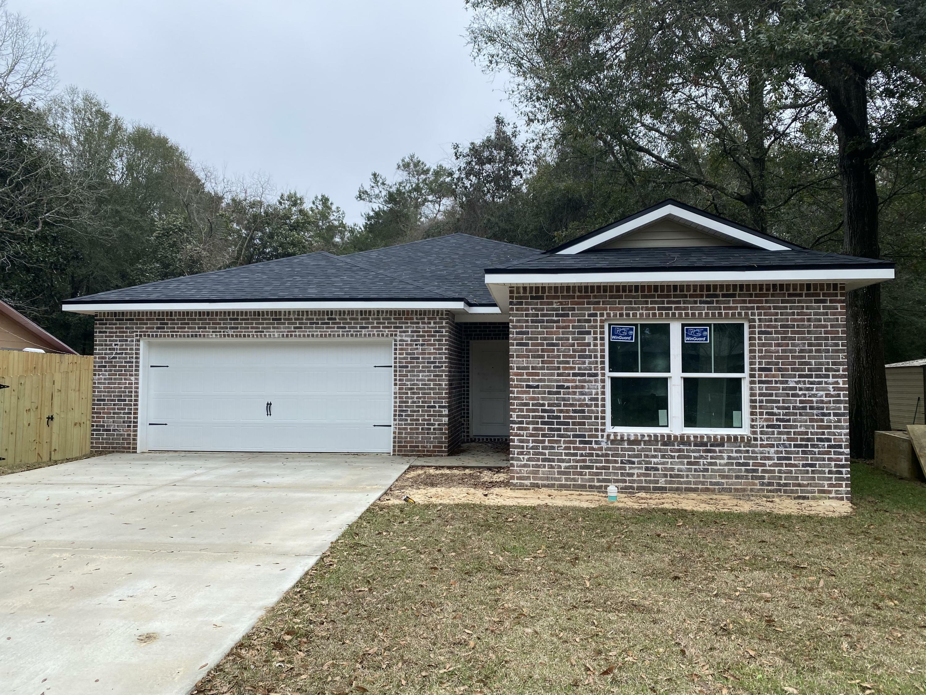 Property Photo:  1524 25th Street  FL 32578 