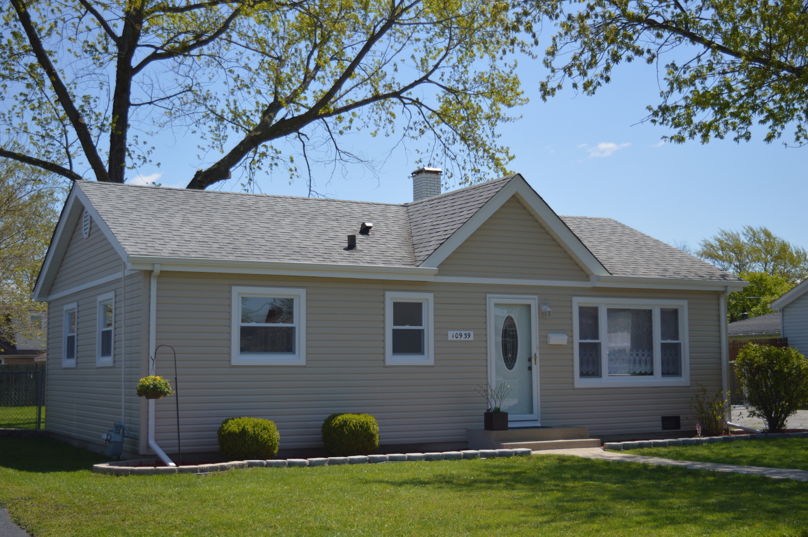 Property Photo:  10939 Massasoit Avenue  IL 60415 