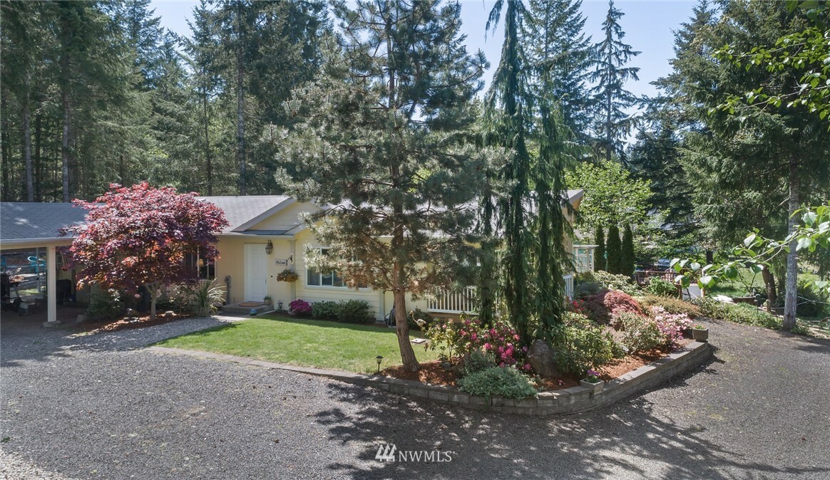 Property Photo:  760 E Trails End Drive  WA 98528 