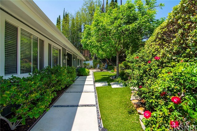 Property Photo: 5671 Collins Place CA 91367