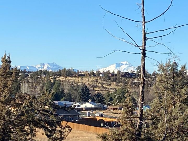 3977 NW 39th Drive  Redmond OR 97756 photo