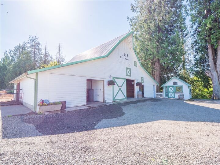 Property Photo:  45326  196th Avenue SE  WA 98022 