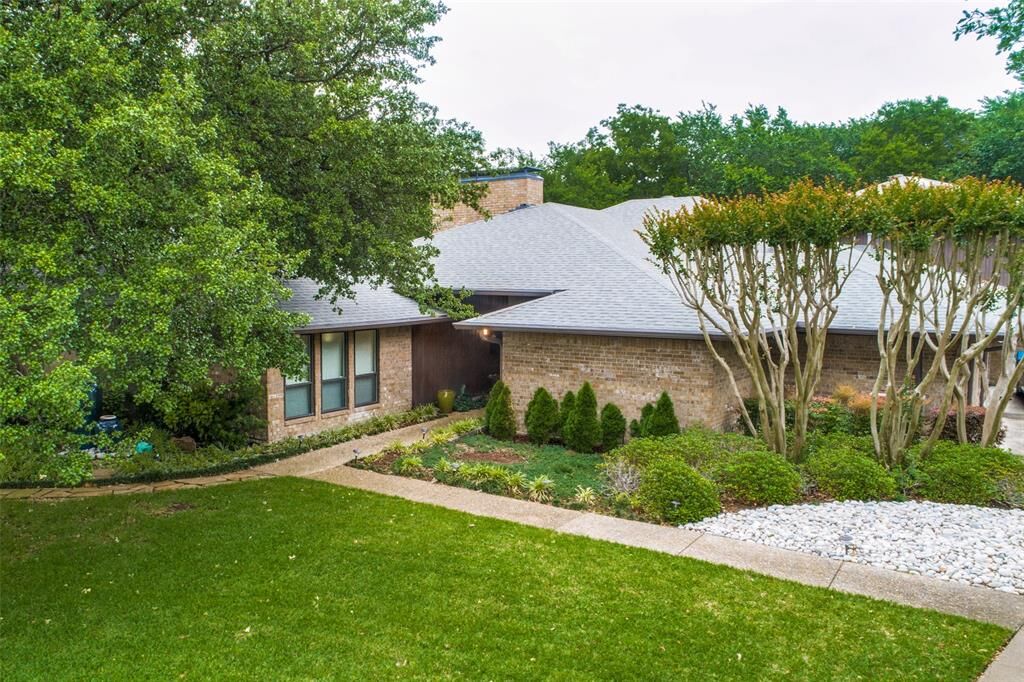 Property Photo:  1012 Balboa Way  TX 75075 