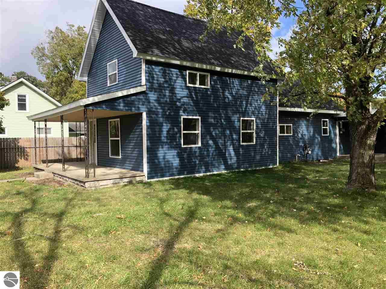 965 Woodmere  Traverse City MI 49686 photo