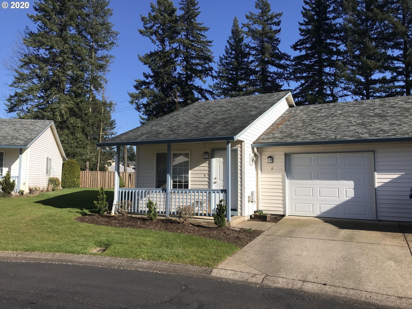 Property Photo: 1660 N 18th St 6 WA 98671