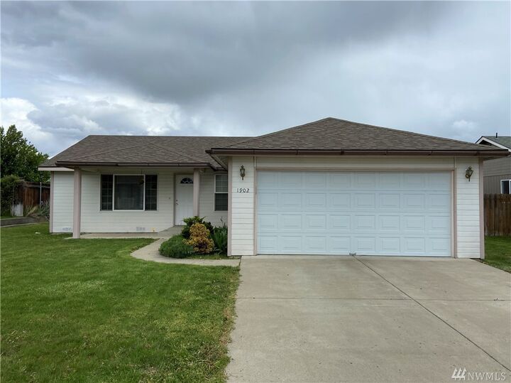 1902  Trails Edge Drive  Ellensburg WA 98926 photo
