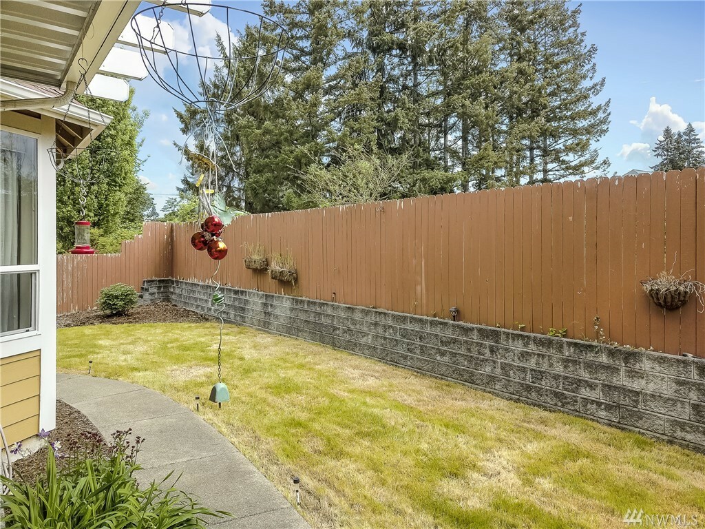 Property Photo: 8516 153rd St E WA 98375