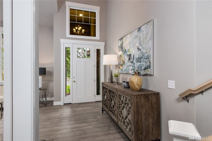 Property Photo:  4918 NE 1st Street  WA 98059 