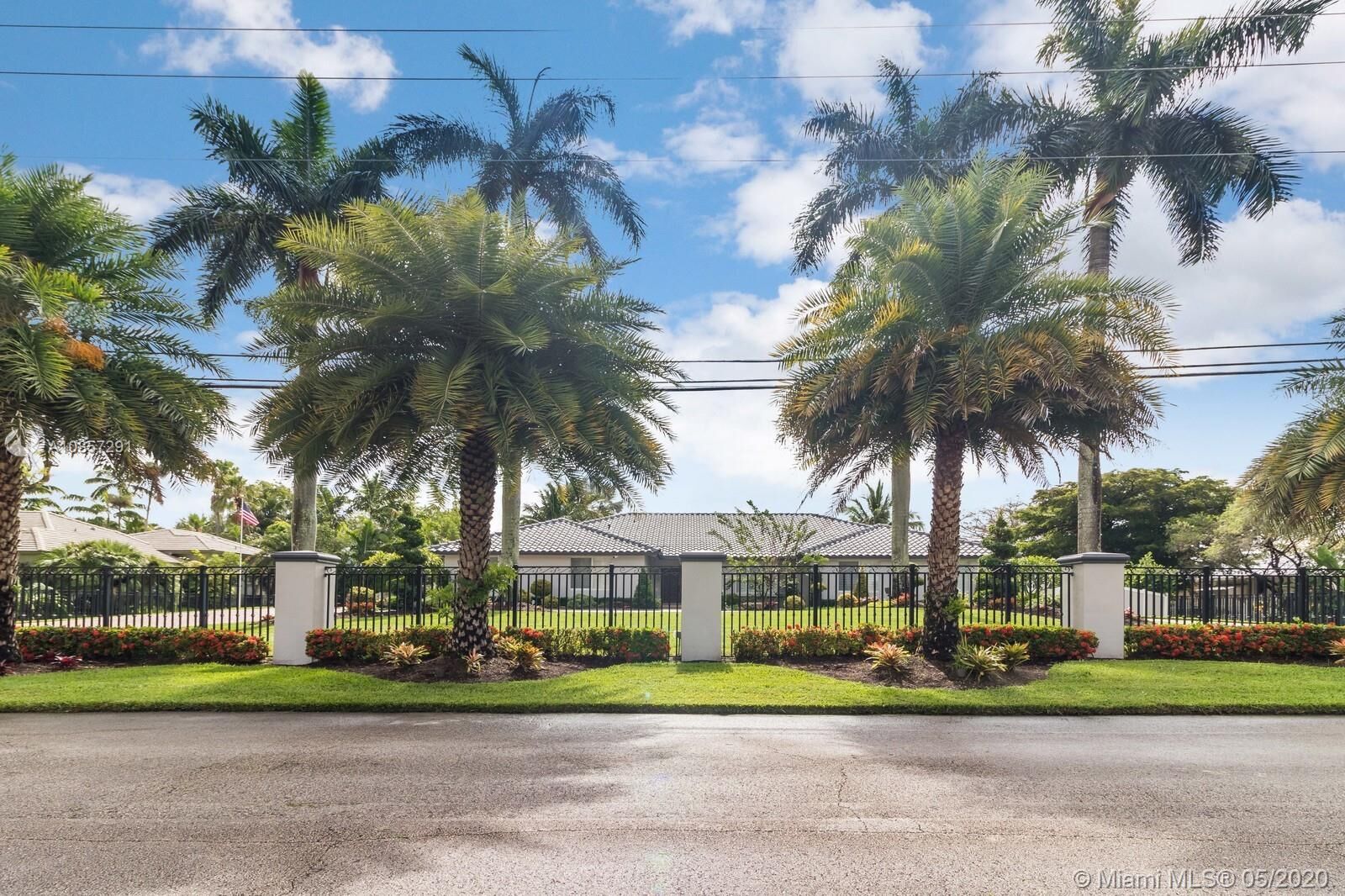 Property Photo: 3501 SW 139th Ave FL 33027
