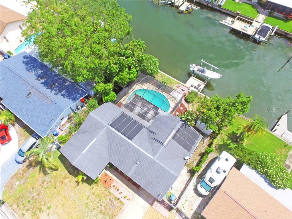 Property Photo:  3548 Beach Drive SE  FL 33705 