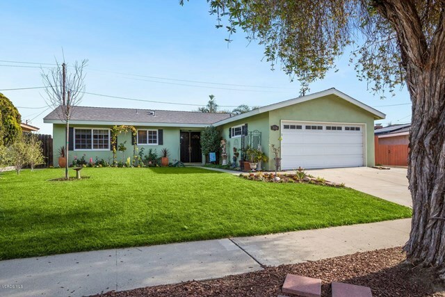 Property Photo:  2036 Antelope Avenue  CA 93003 