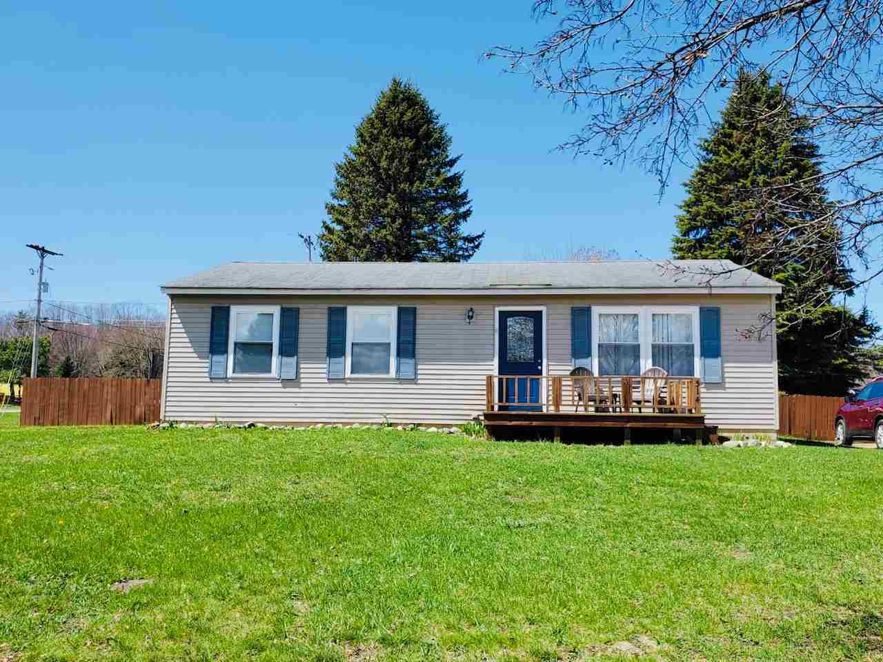 Property Photo: 514 S Lake MI 49727