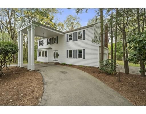 Property Photo:  9 Peacock Hl  MA 02067 