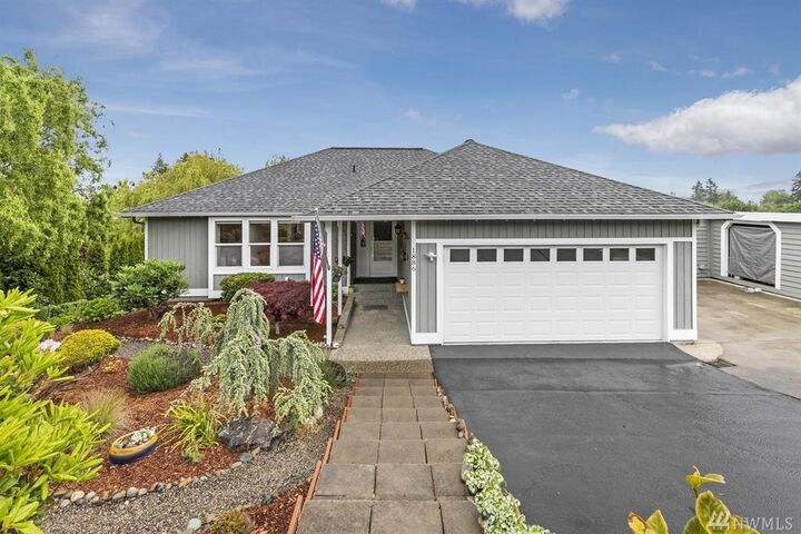 Property Photo: 1886 Salal St E WA 98366