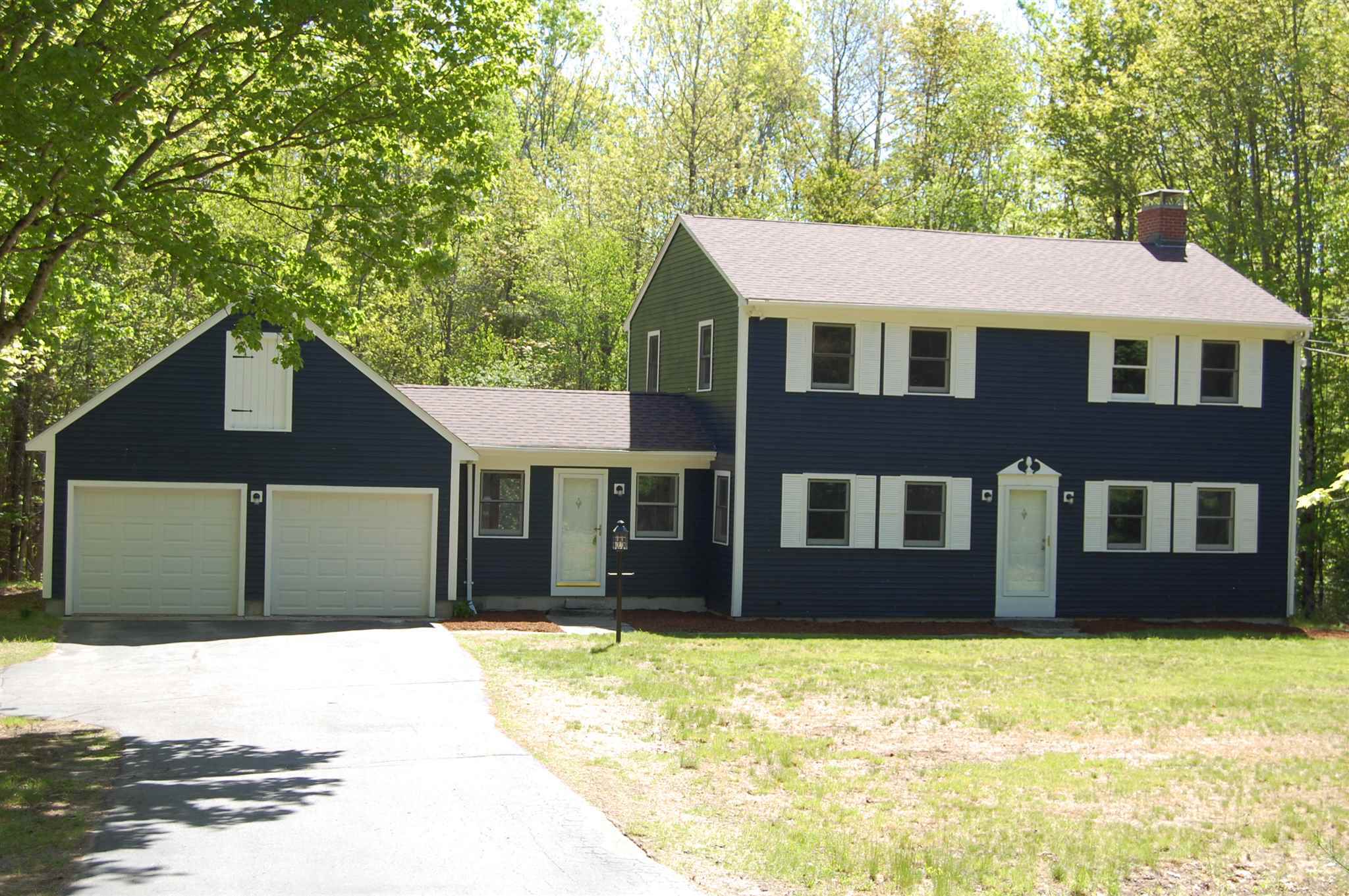 Property Photo: 22 Howard Lane NH 03070