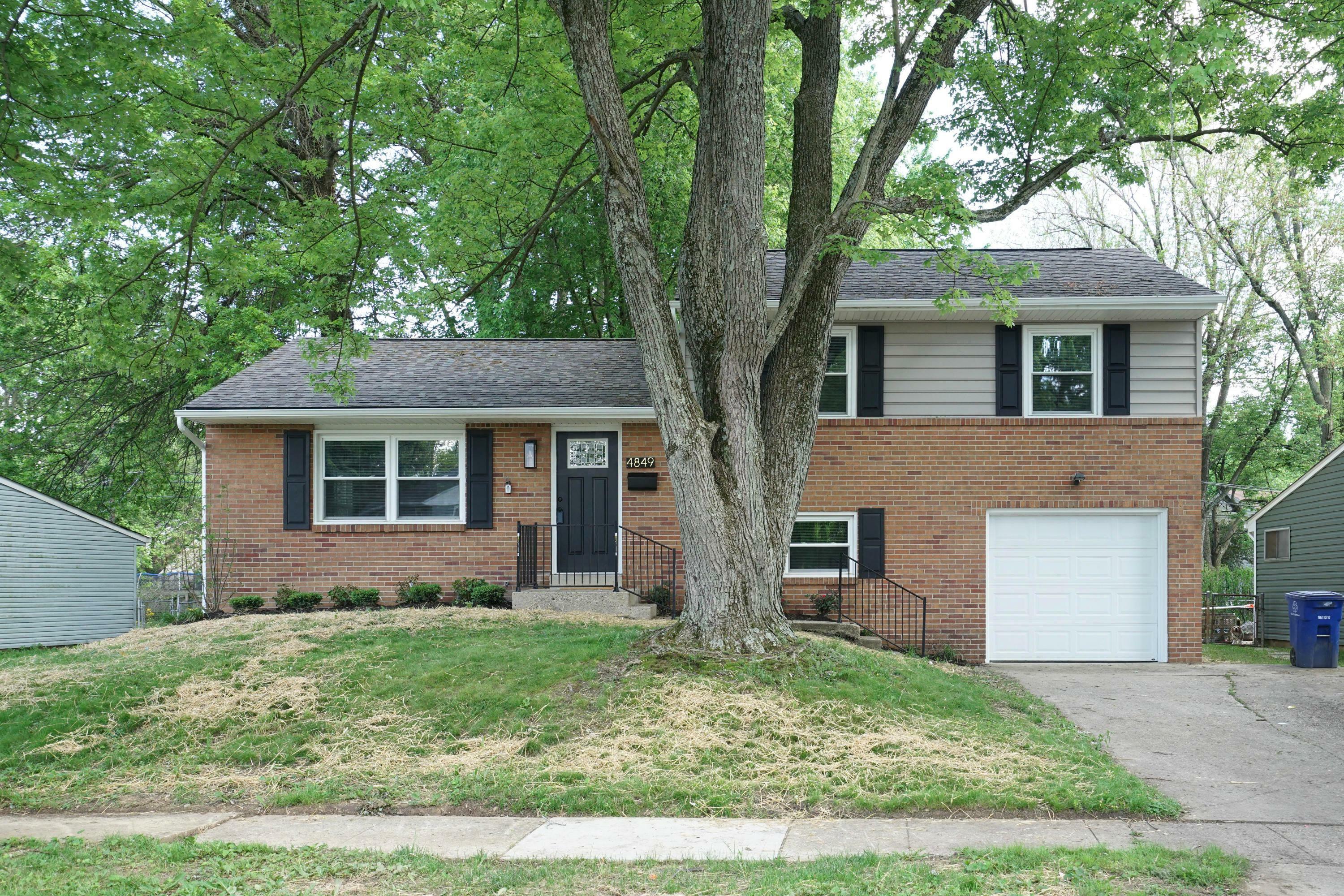 Property Photo:  4849 Calvin Drive  OH 43227 