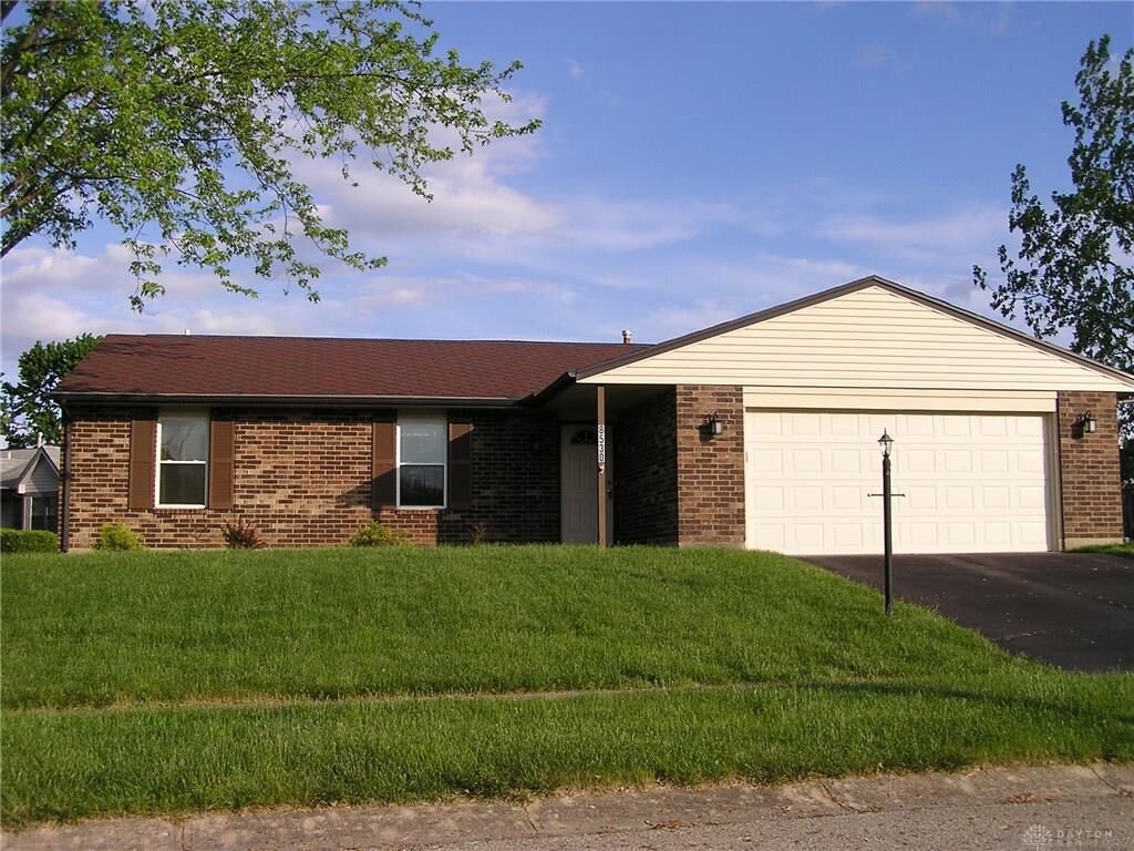 Property Photo:  8530 Gateview Court  OH 45424 