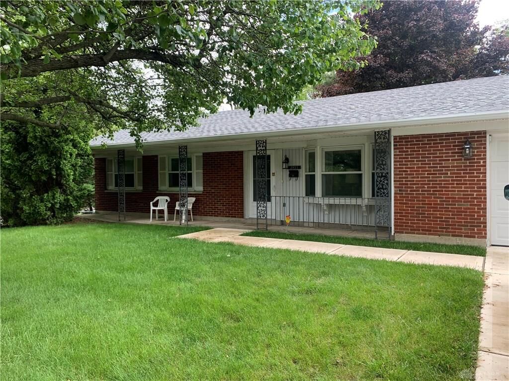 Property Photo: 2931 Rockledge Trail OH 45430