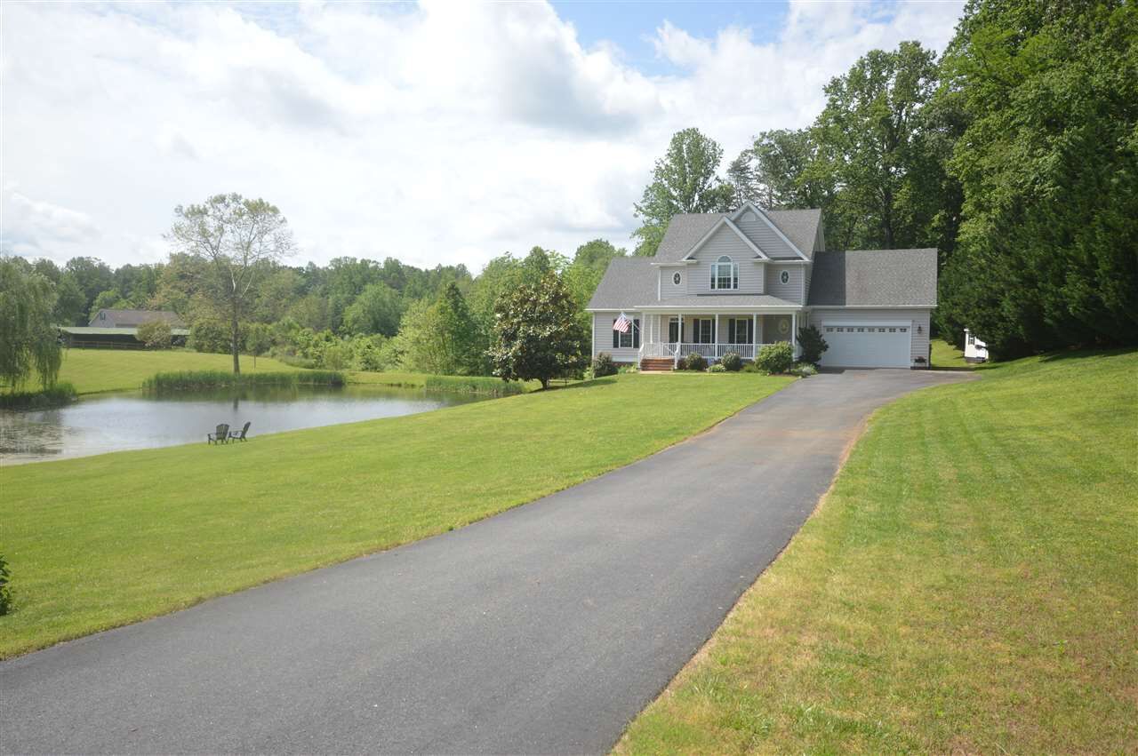 Property Photo:  401 Sam Durrer Rd  VA 22968 