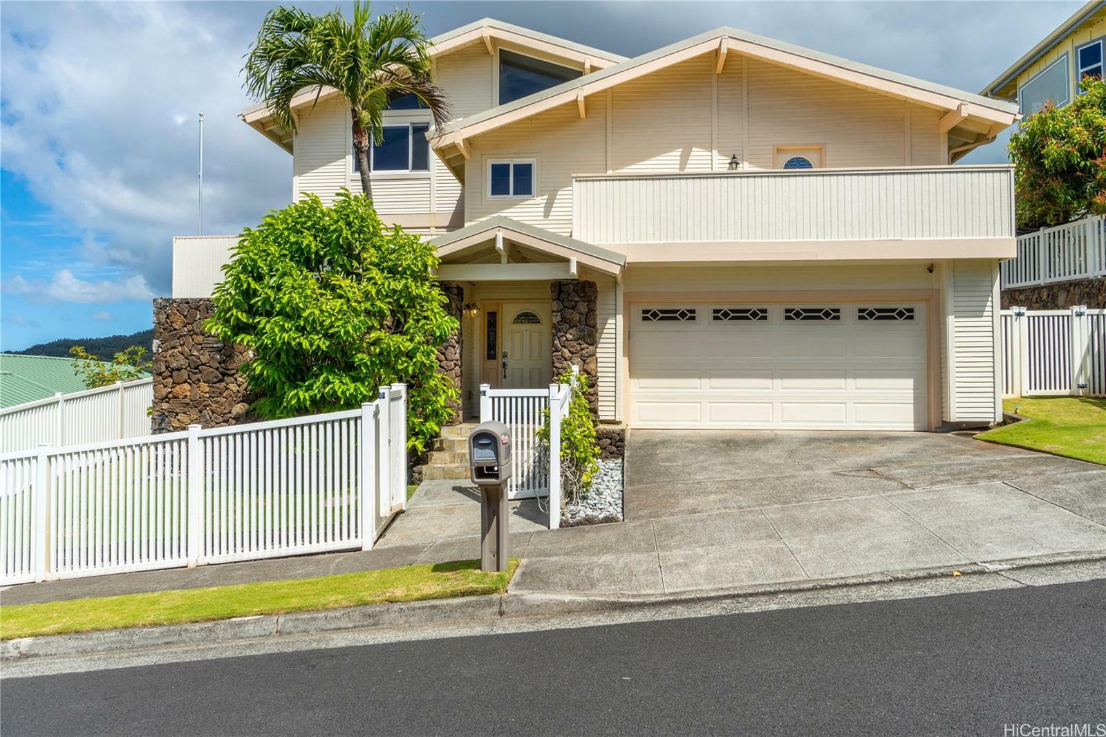 Property Photo:  1100 Kaumoku Street  HI 96825 