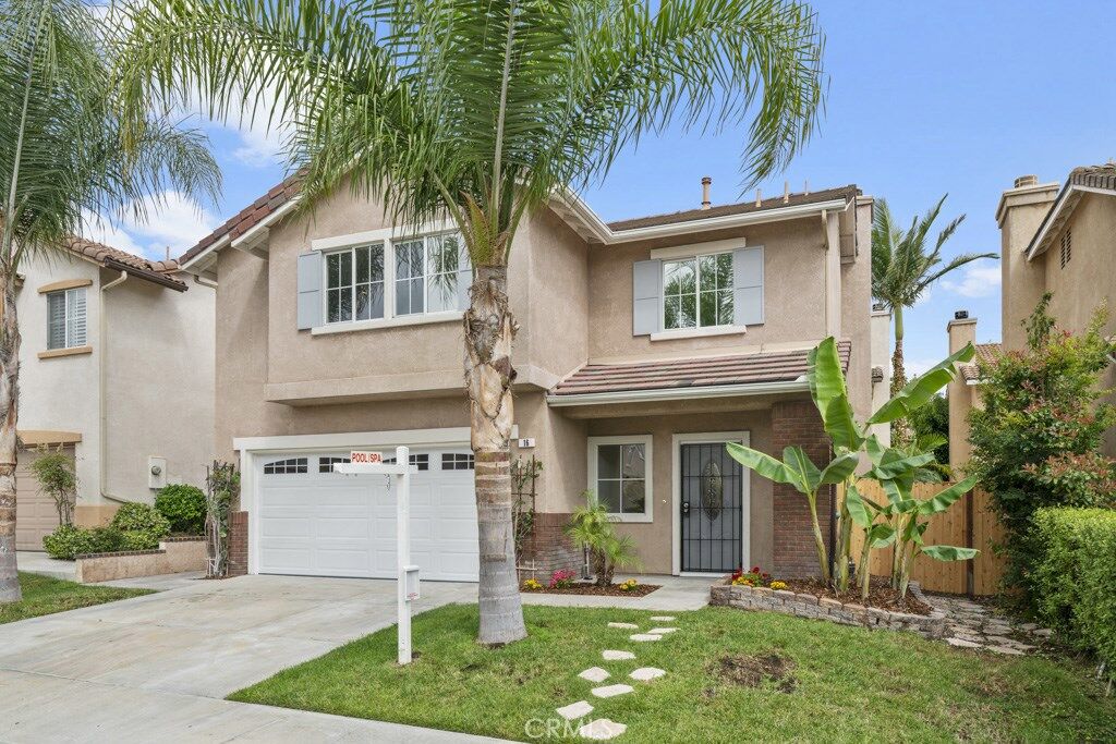 Property Photo: 16 Robins Tree Lane CA 92602