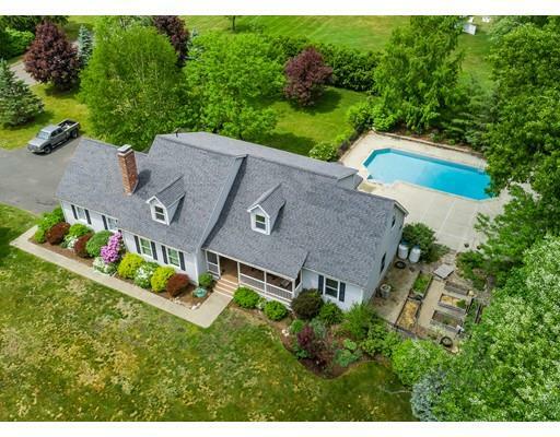 Property Photo:  2 Sterrett Drive  MA 01077 