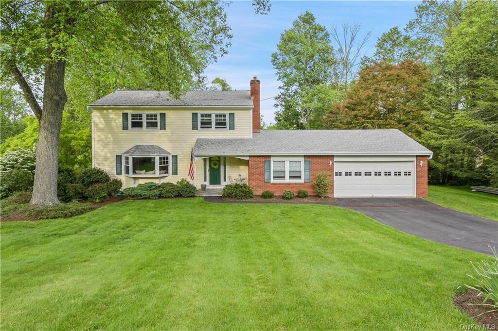 Property Photo:  117 Geymer Drive  NY 10541 