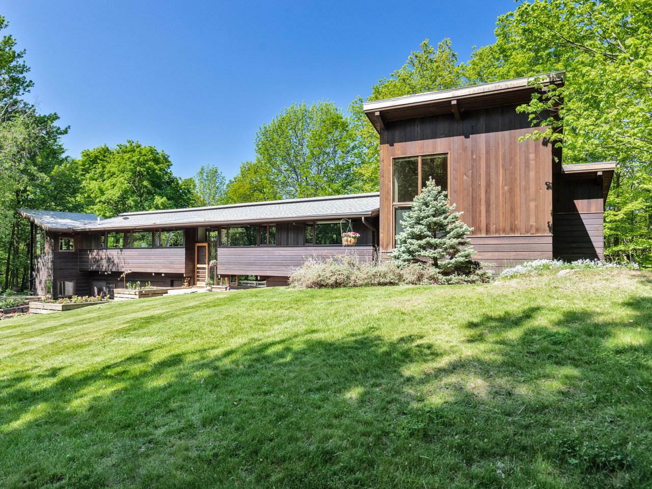 Property Photo:  509 Nob Hill Road  VT 05495 