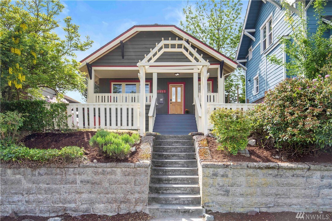 Property Photo:  8115 Fremont Ave N  WA 98103 