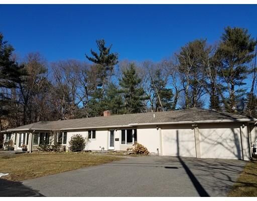 Property Photo:  24 Russell Circle  MA 01760 