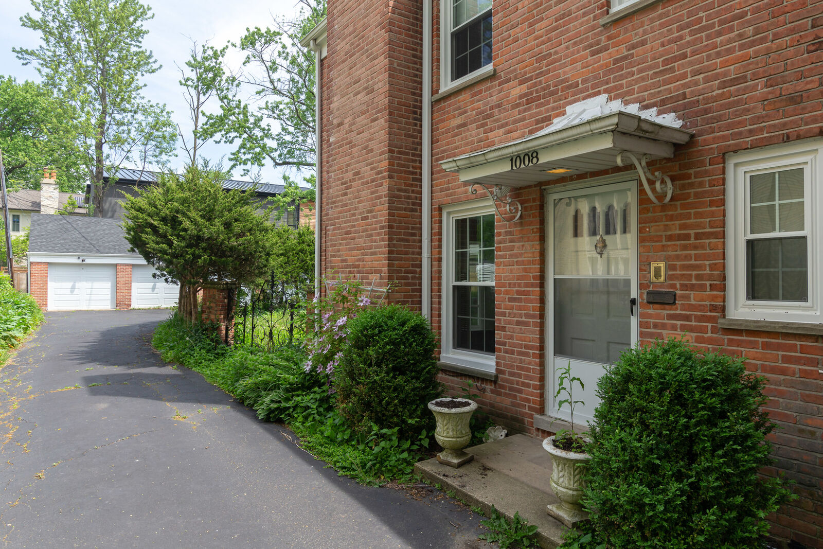 Property Photo:  1008 Central Avenue  IL 60091 