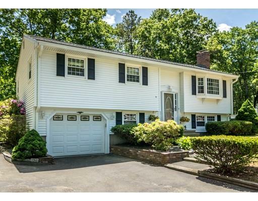 Property Photo: 17 Burnham Rd MA 01862