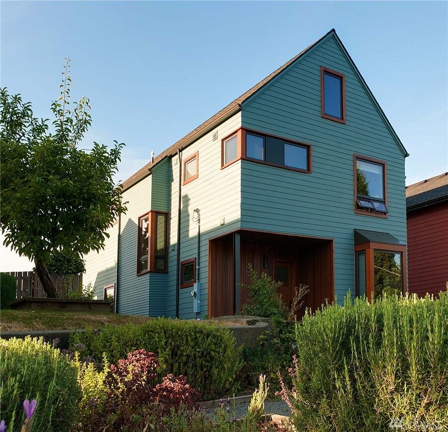 Property Photo:  124 NW 84th Street  WA 98117 