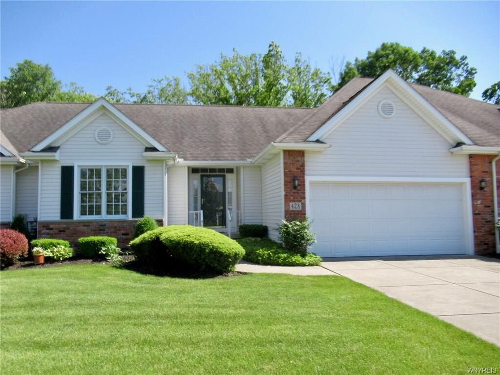 Property Photo:  428 Whitehaven Road  NY 14072 