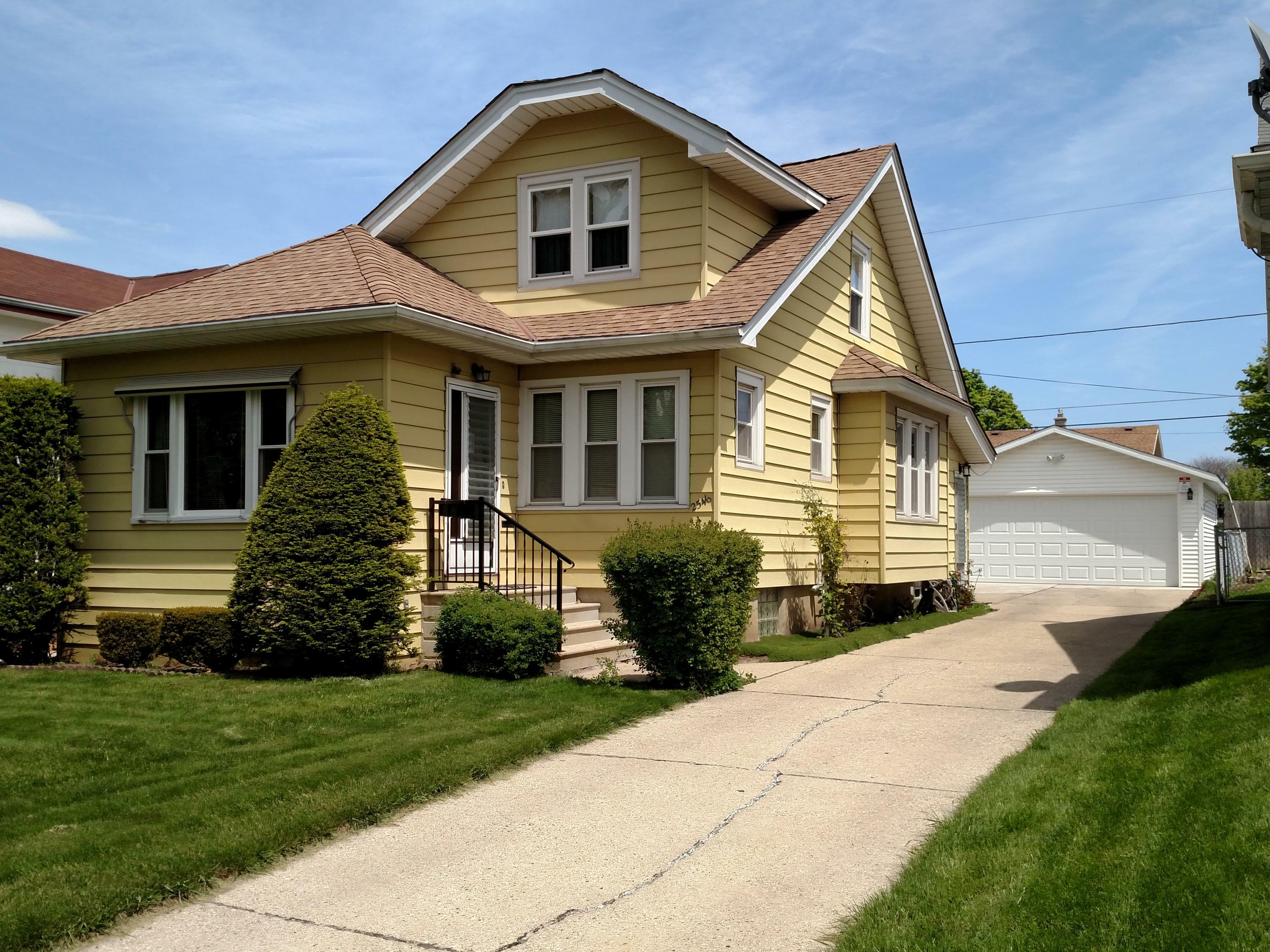 Property Photo: 2546 N 59th St WI 53210