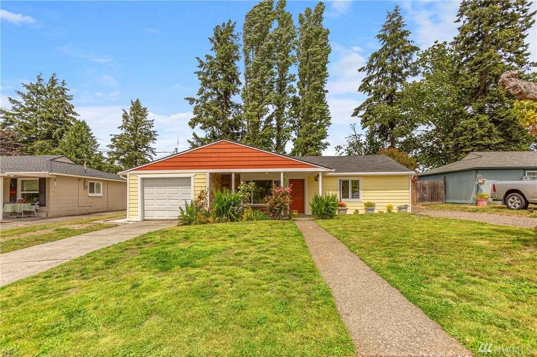 Property Photo:  5125 N 29th St  WA 98407 