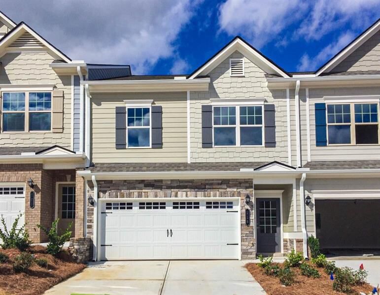 Property Photo:  218 Bahia Street 24  GA 30046 