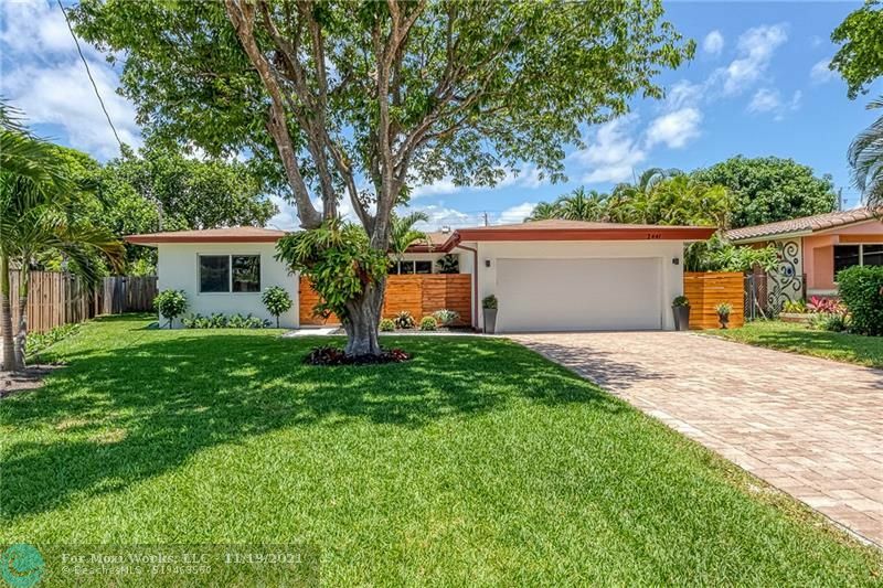 2441 NE 19th Ter  Wilton Manors FL 33305 photo