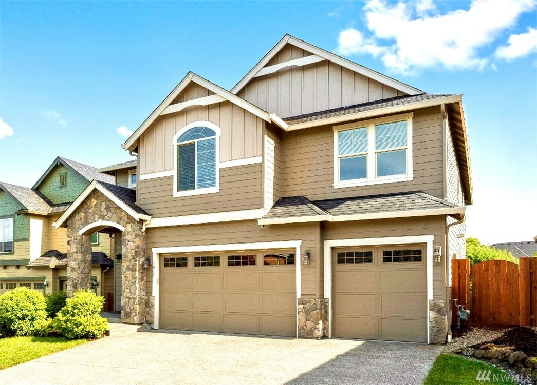 Property Photo:  3015 NE 169th Wy  WA 98642 